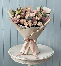 Букет цветов из:  Розы и Лизиантусы #REPLACE_PRED# Стремилово