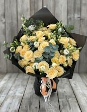 Букет цветов из:  Розы и Лизиантусы в Стремилово