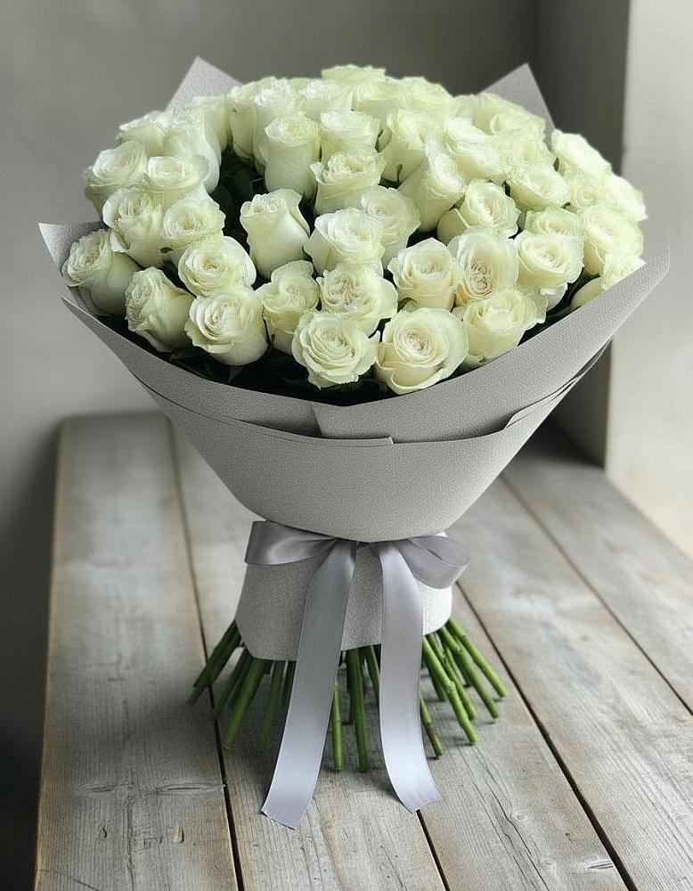 Букет 35 Белых роз в Стремилово