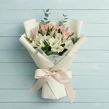 Букет цветов из:  Альстромерии #REPLACE_PRED# Стремилово