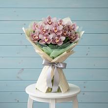 Букет цветов из:  Орхидеи и Розы в Стремилово