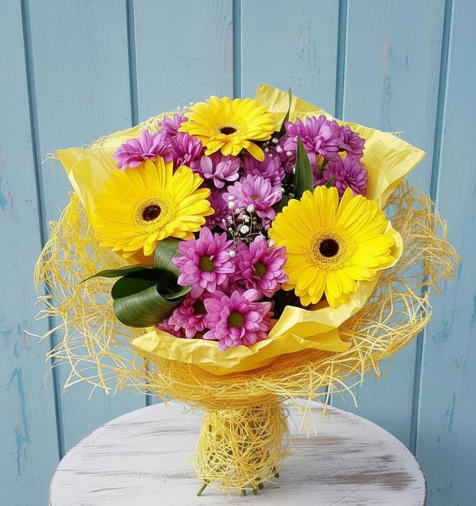 Букет цветов из: Хризантемы и Герберы в Стремилово