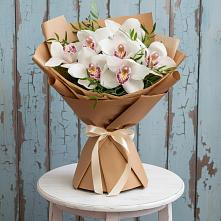 Букет цветов из:  Орхидеи и Розы #REPLACE_PRED# Стремилово